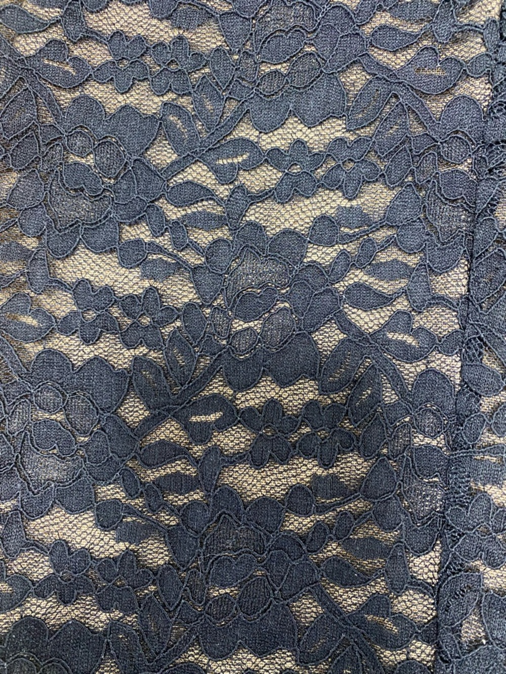 Vibe With Me Lace Capri Pants
Black - Picture 3 of 9